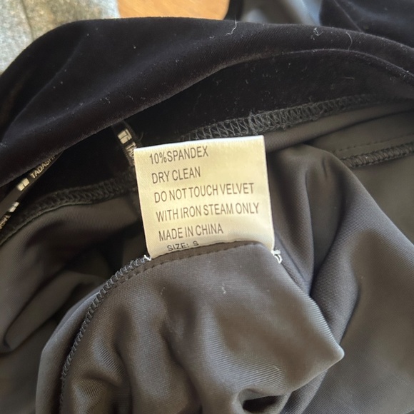 Tadashi velour black long skirt - Picture 9 of 11